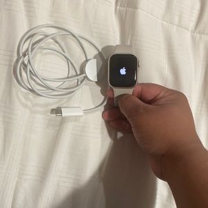 Apple Watch Series 7